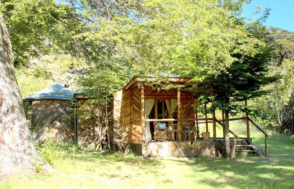 Peninsula Bahia Catalina Guest House Puerto Guadal Exterior photo